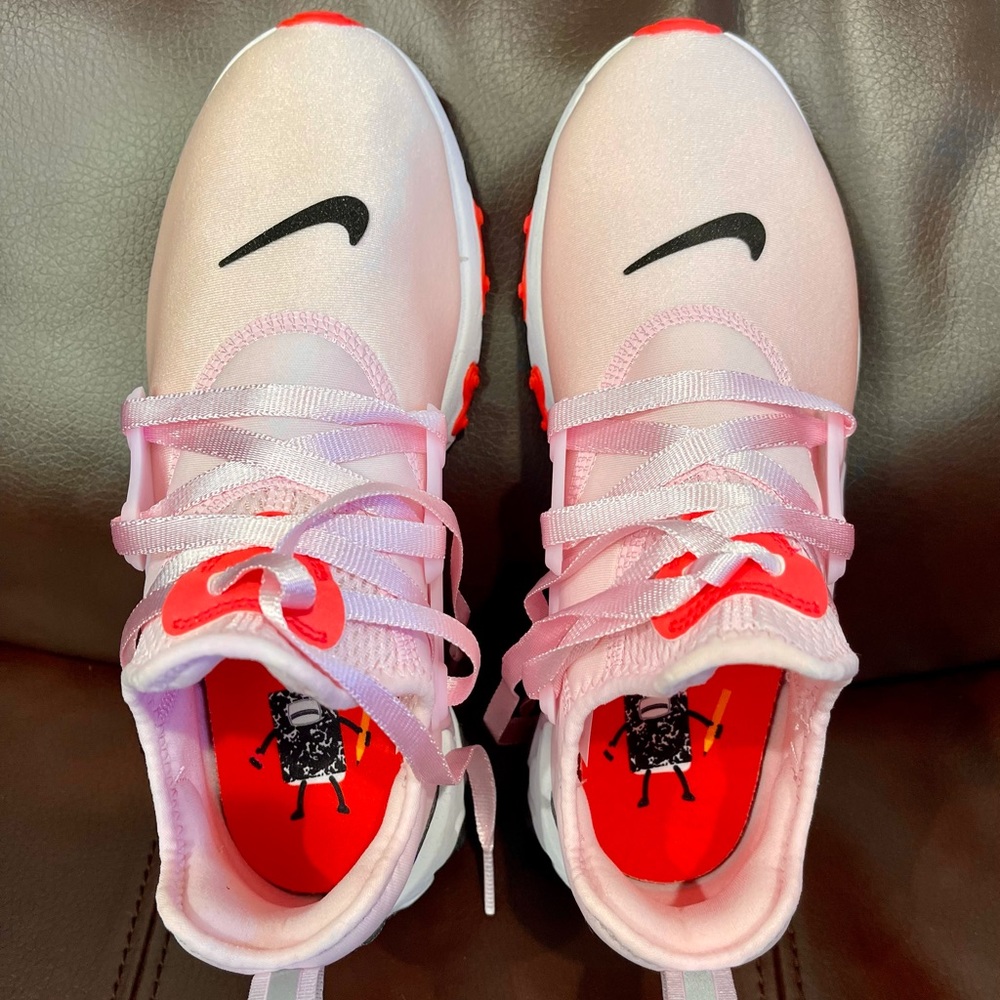 Nike Running Shoes React Presto women size 6.5 pink sneakers athletic Brand New